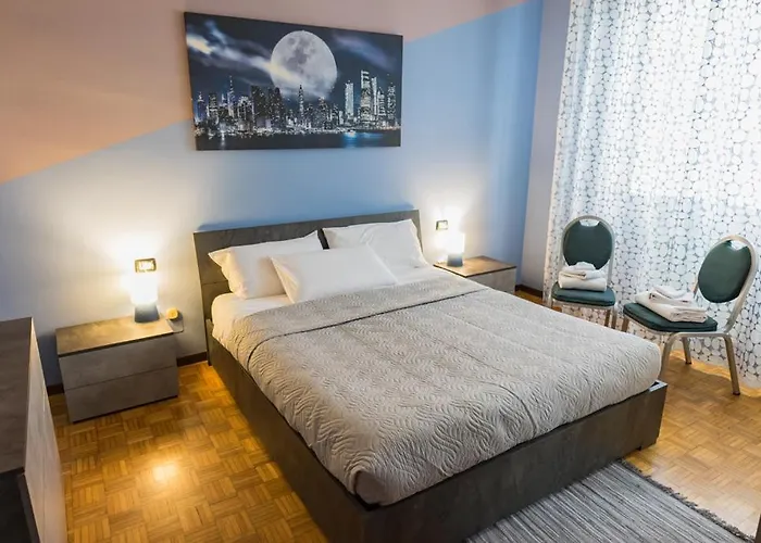 Elegant Apartment In Bergamo Center
